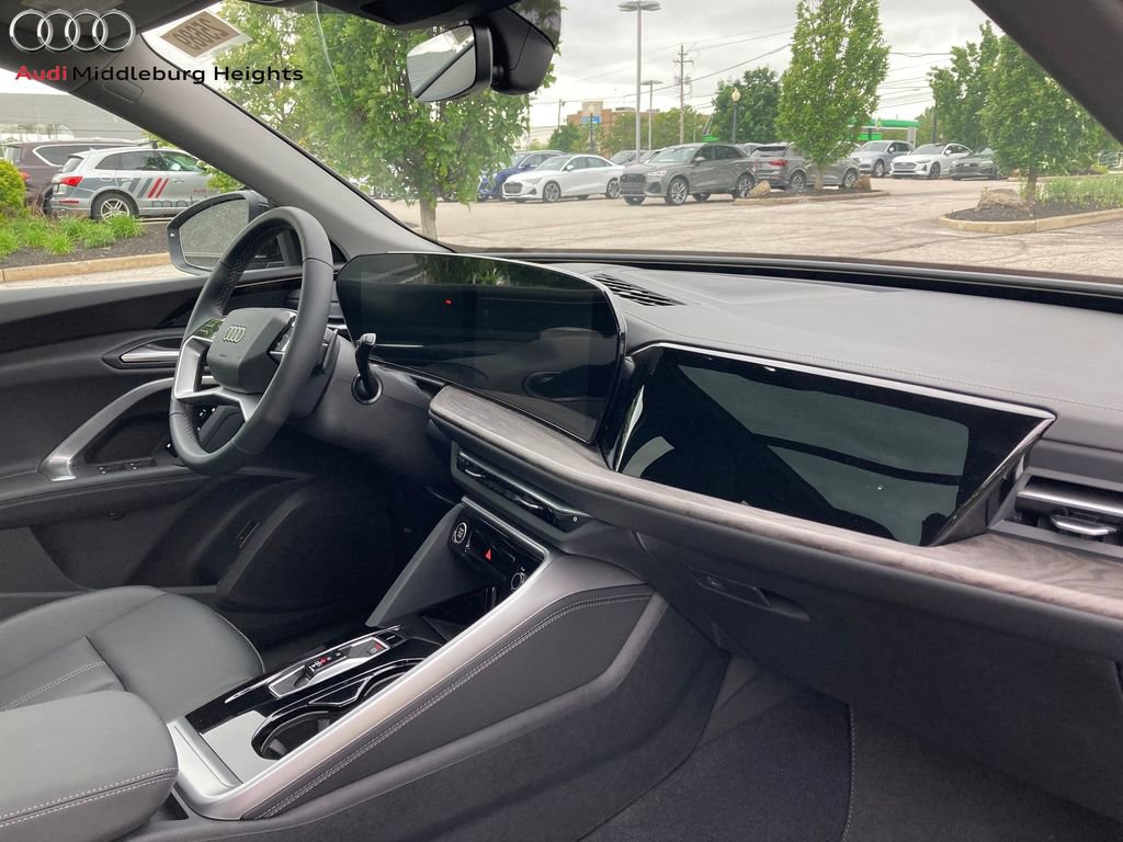 New 2025 Audi Q5 Premium Plus image 16