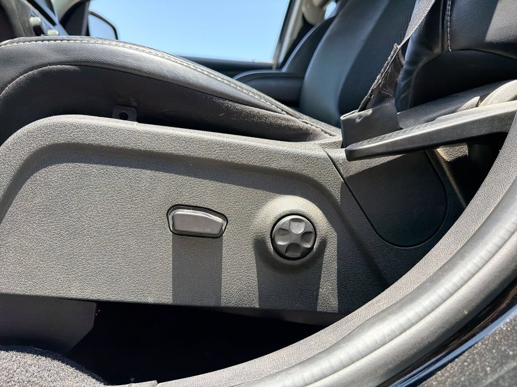 Used 2017 Dodge Journey Crossroad FWD image 14