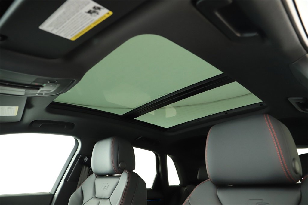 New 2025 Audi Q3 2.0T Premium Plus image 26