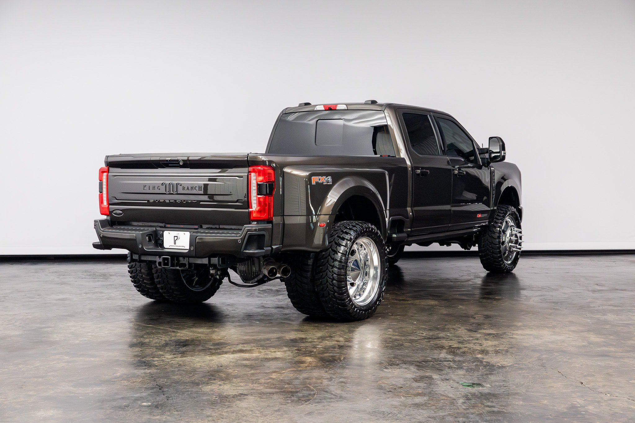 Used 2024 Ford F350 King Ranch w/ Chrome Package AWD/4WD image 21