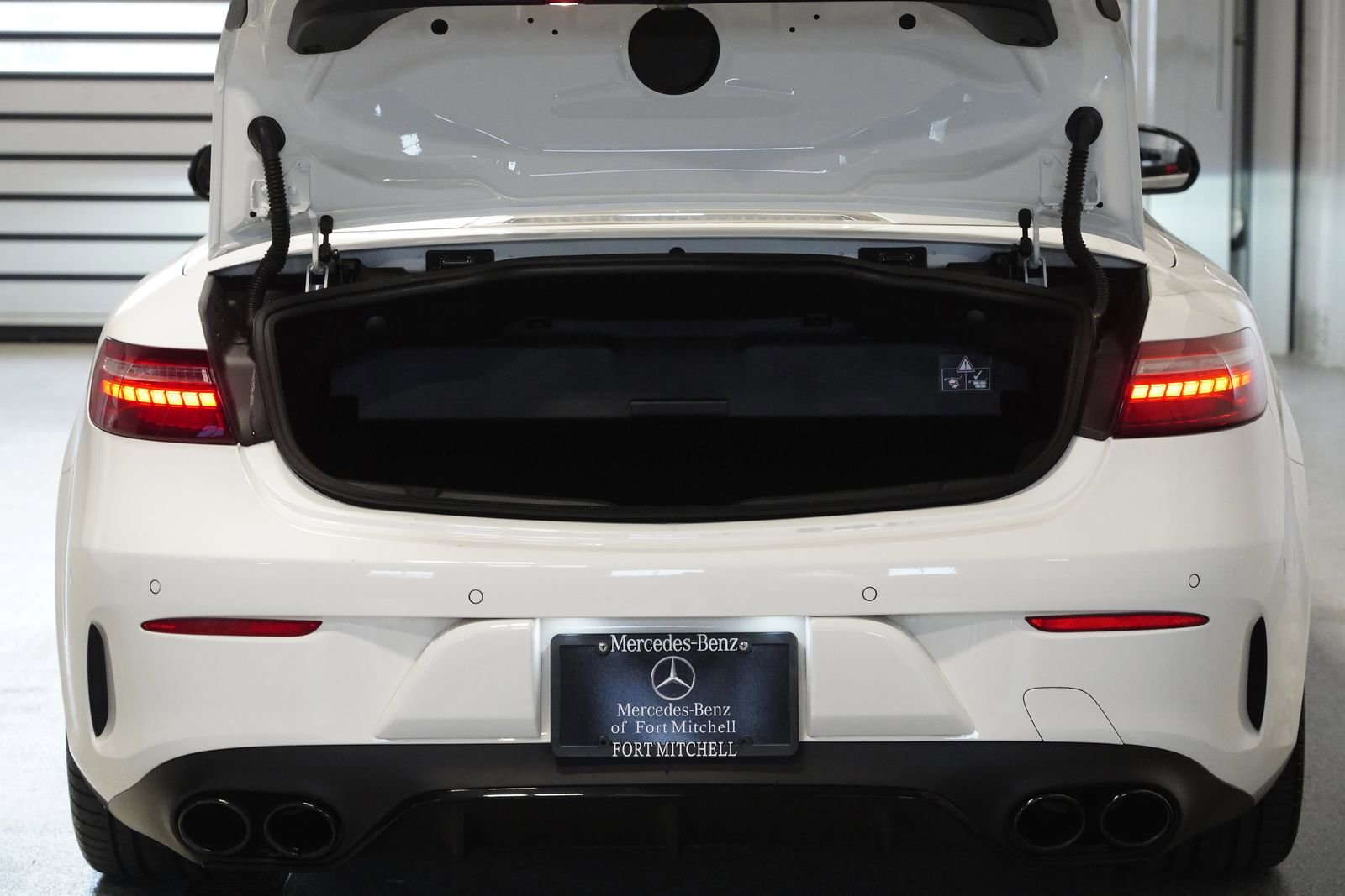 Used 2023 Mercedes-Benz E 53 AMG 4MATIC Cabriolet image 37