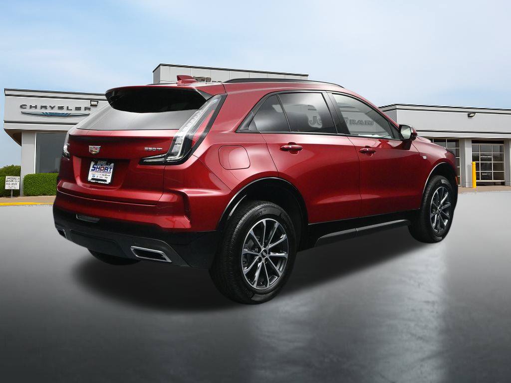 Used 2025 Cadillac XT4 Sport FWD image 5
