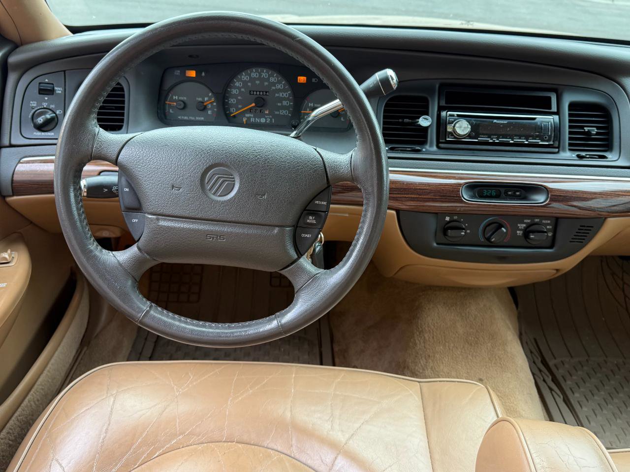 Used 1996 Mercury Grand Marquis LS RWD image 10
