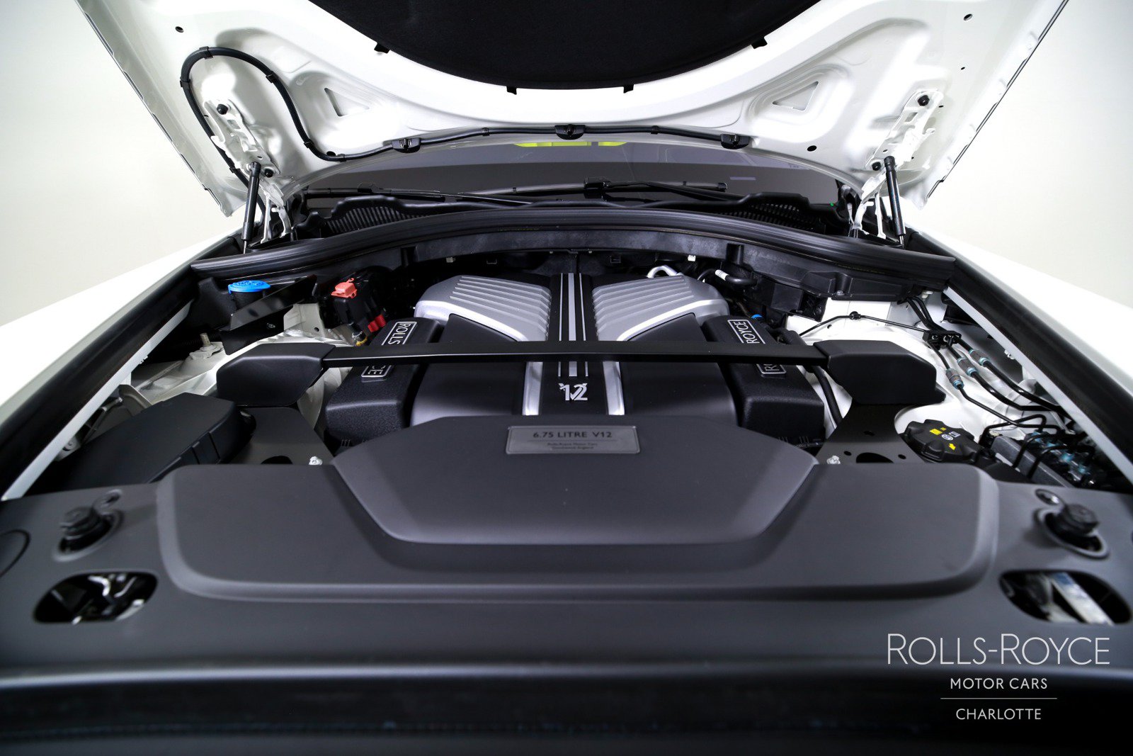 New 2026 Rolls-Royce Cullinan AWD/4WD image 39