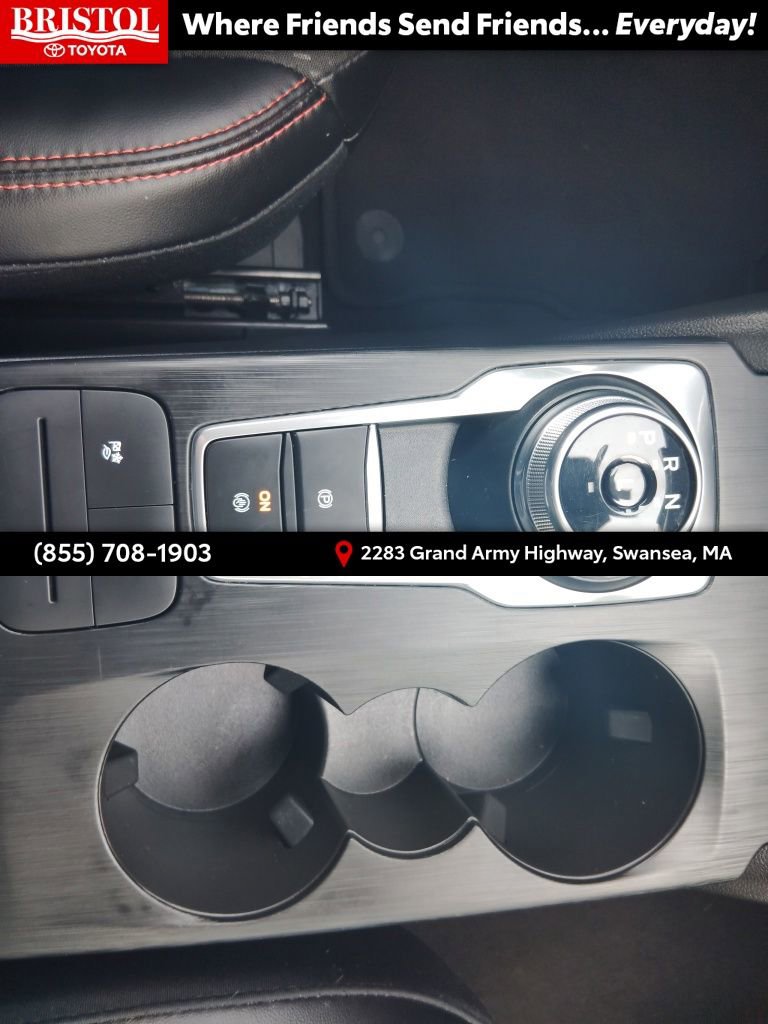 Used 2025 Ford Escape ST-Line image 24