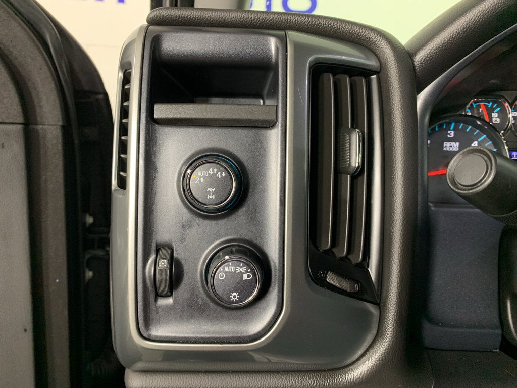 Used 2019 Chevrolet Silverado 1500 LT image 17