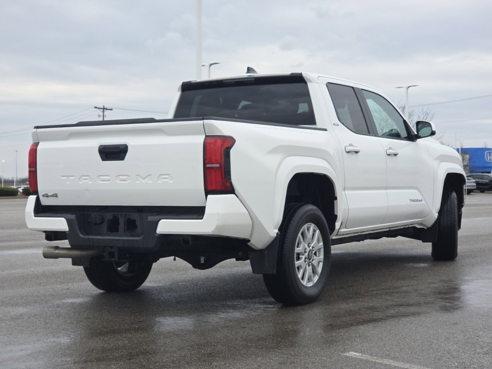Used 2024 Toyota Tacoma SR5 image 16