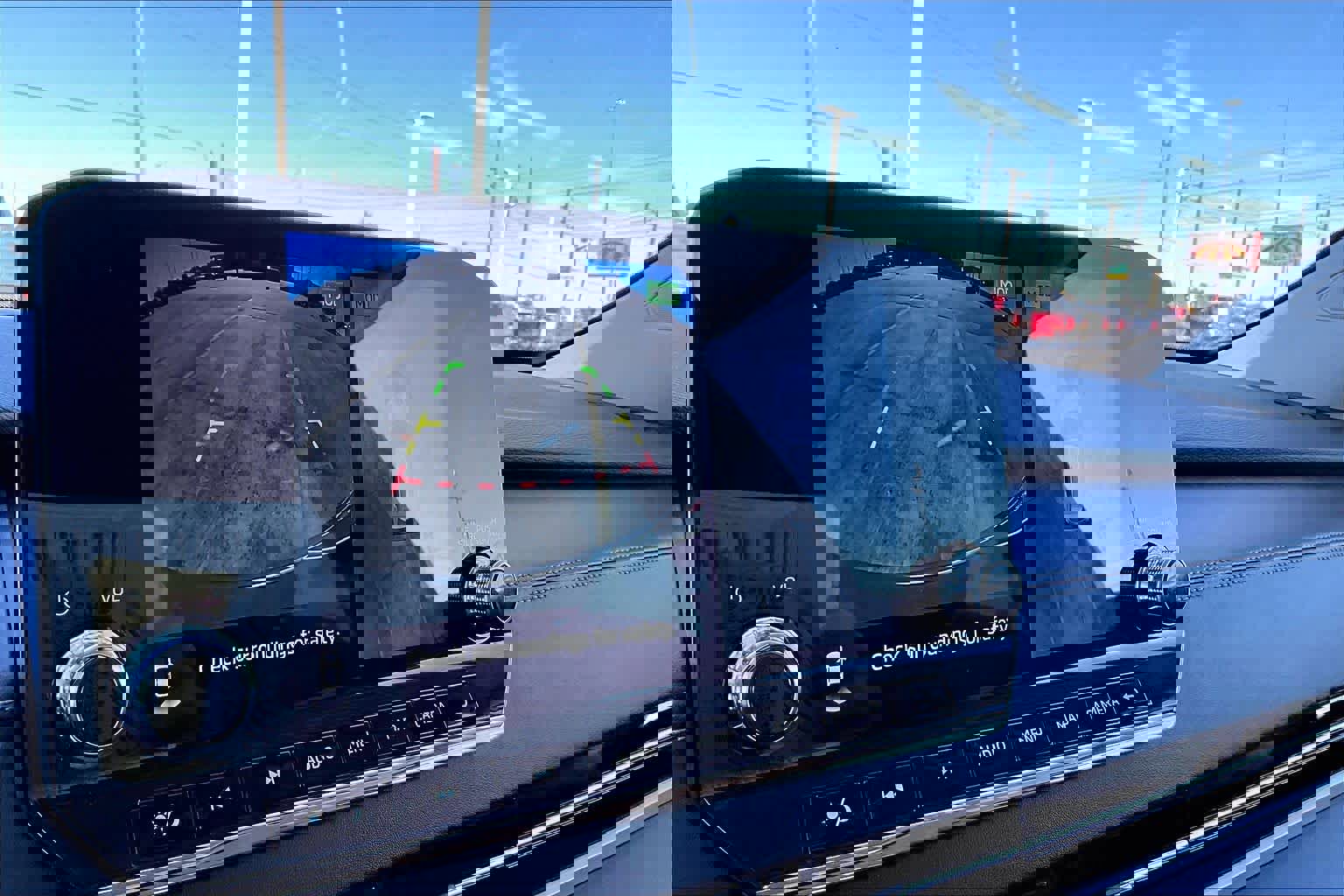 Used 2023 Mitsubishi Outlander SEL image 52