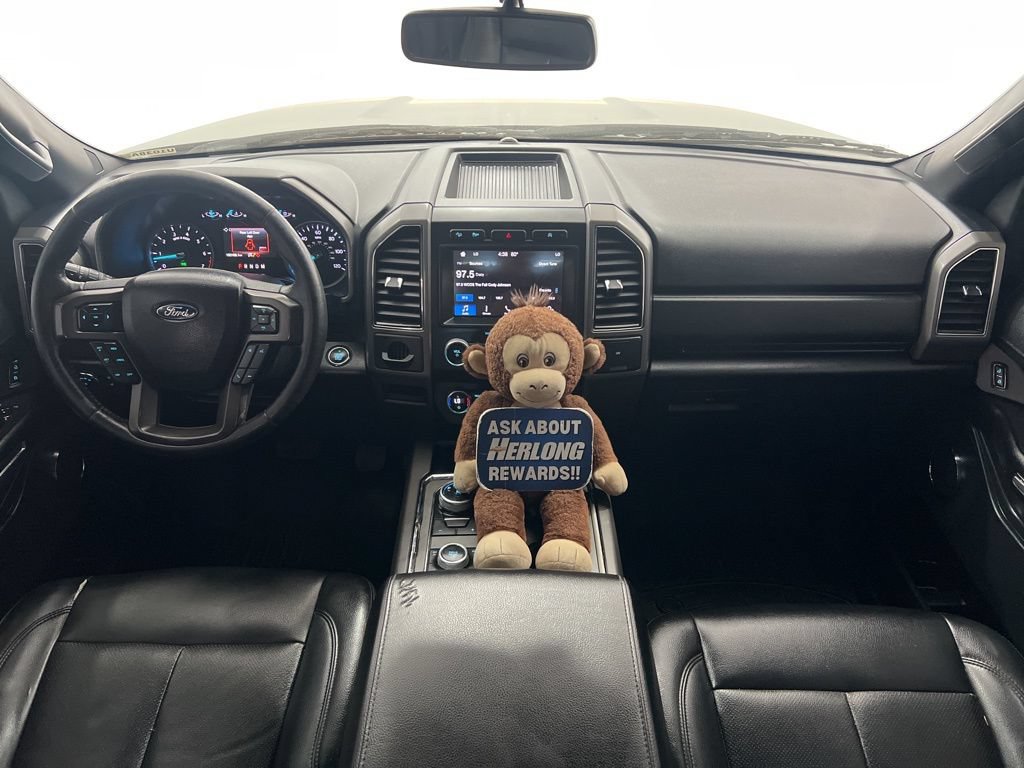 Used 2019 Ford Expedition XLT w/ Equipment Group 201A AWD/4WD image 19