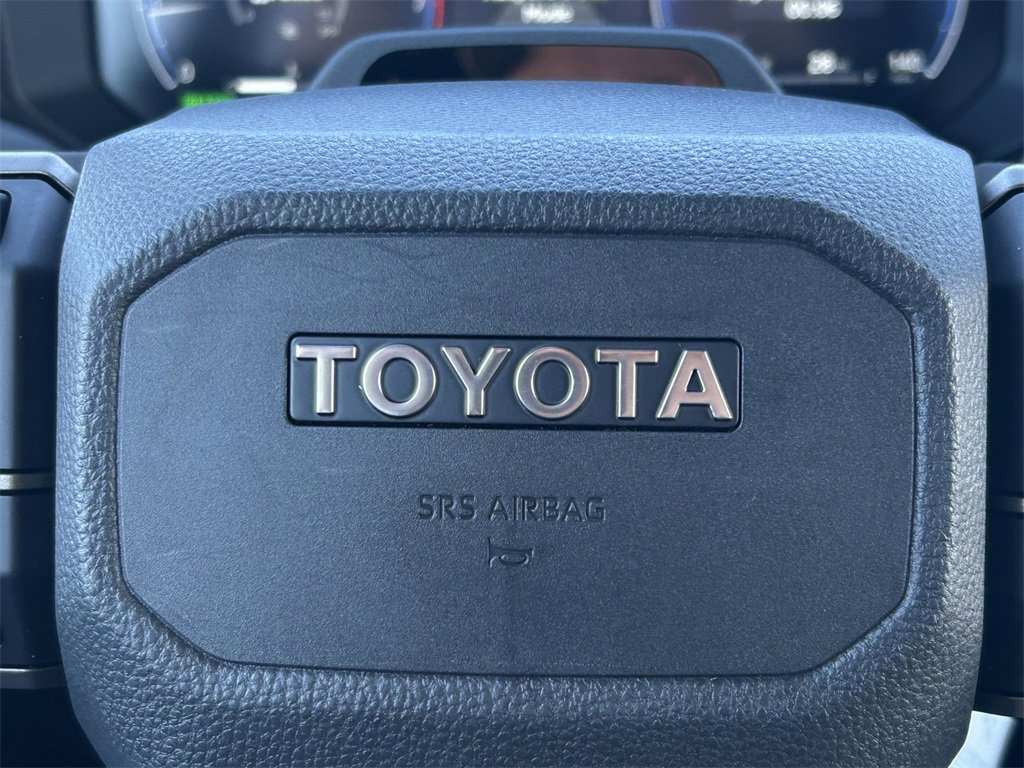 Used 2025 Toyota Land Cruiser image 48