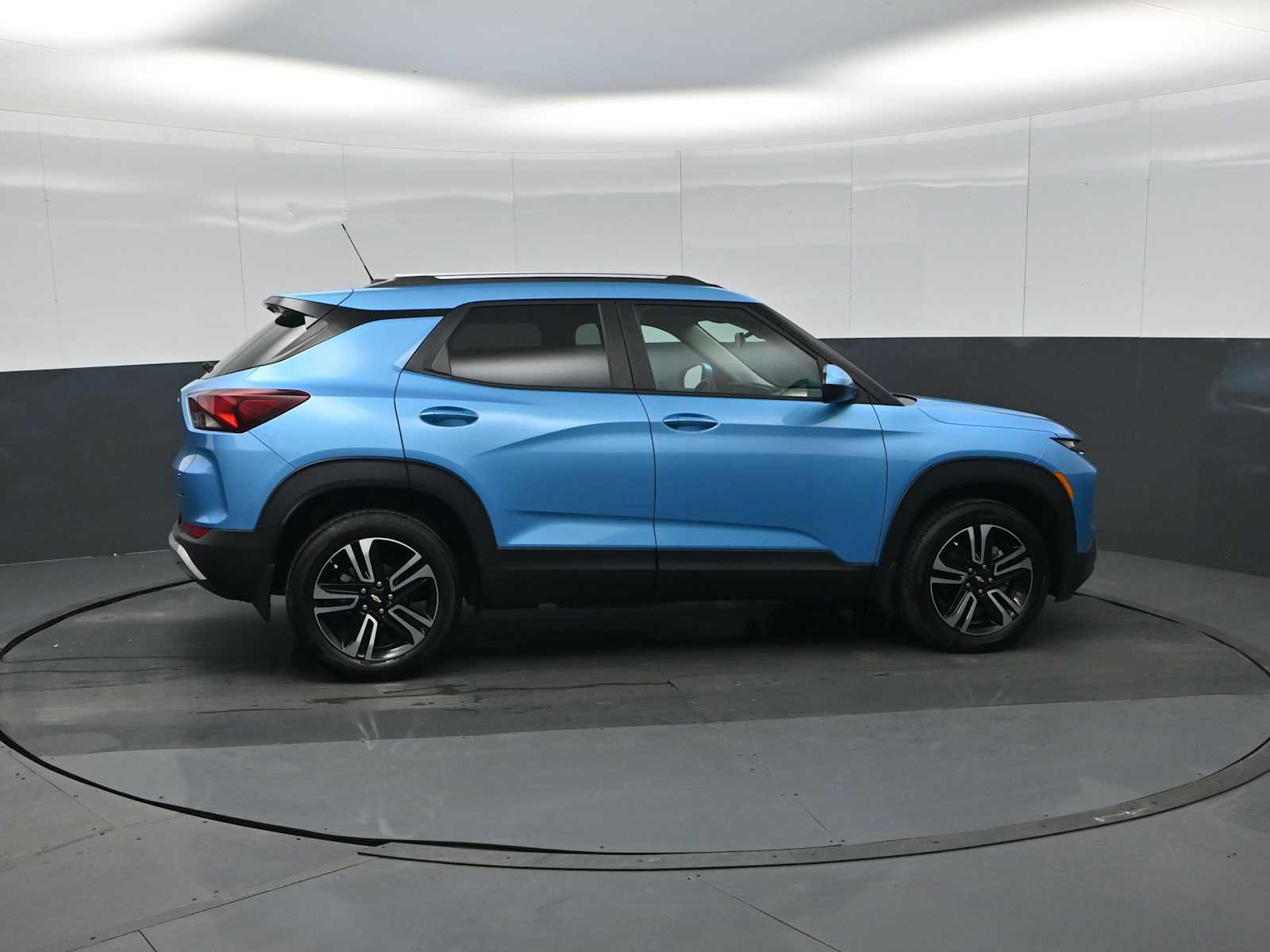 Used 2026 Chevrolet TrailBlazer LT w/ LT Cold Weather Package image 8