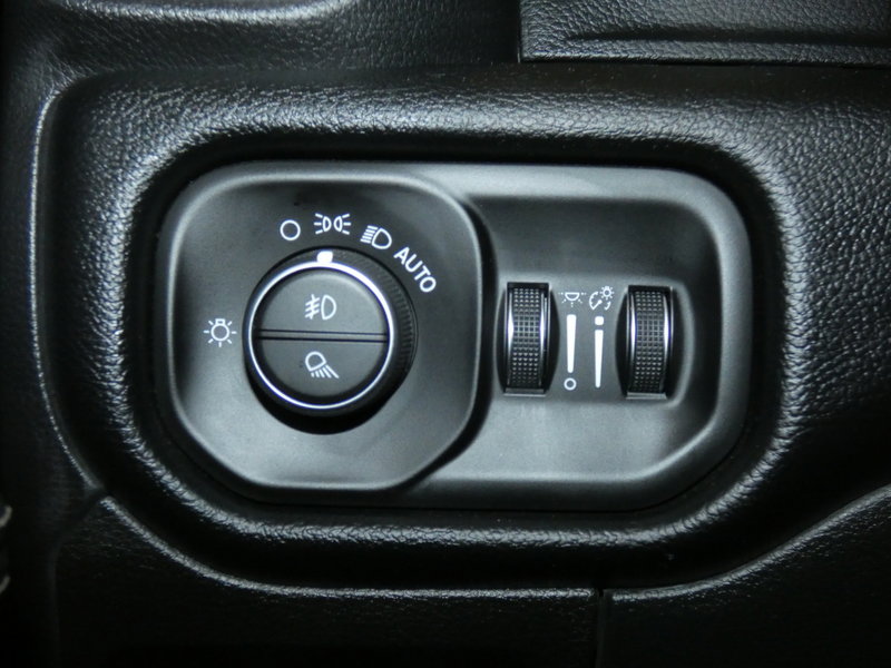 Used 2020 RAM 1500 Laramie image 19