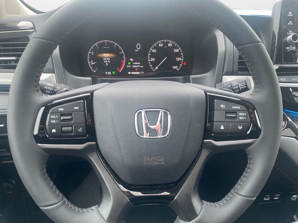 Used 2026 Honda Odyssey Touring image 13