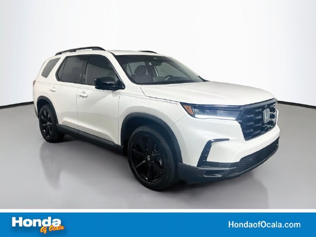 Used 2025 Honda Pilot Black Edition image 1