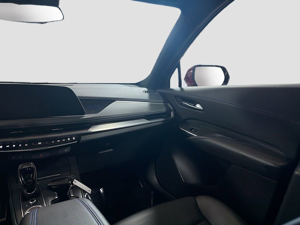 Used 2025 Cadillac XT4 Sport image 23