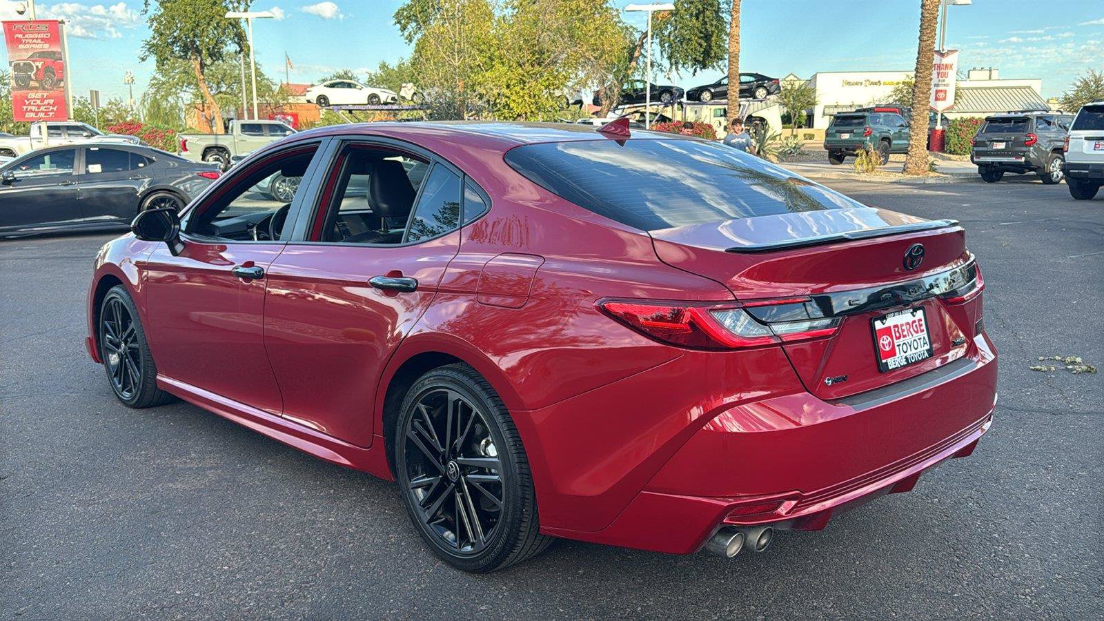Used 2025 Toyota Camry XSE FWD image 6