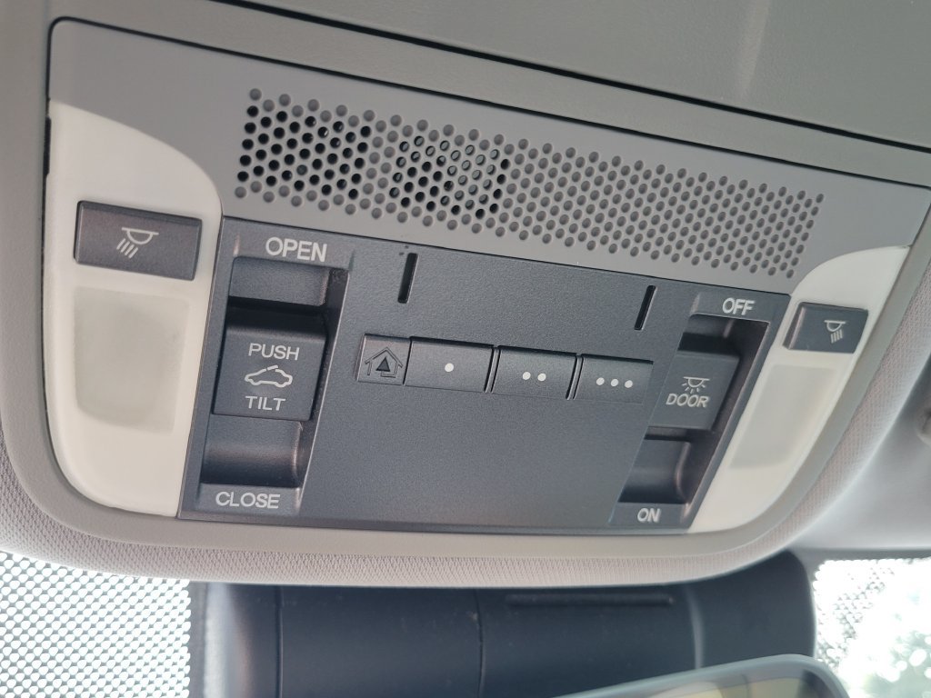 Used 2020 Acura TLX FWD image 29