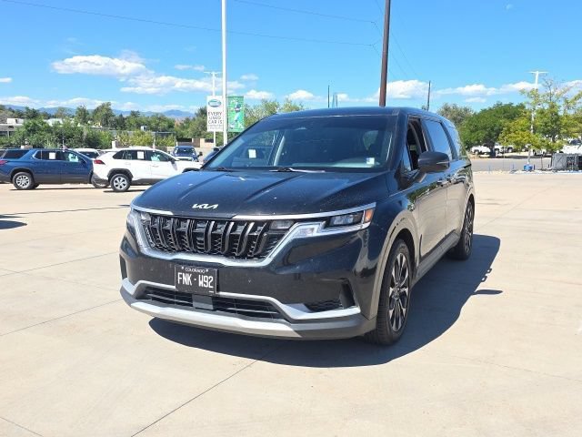 Used 2022 Kia Carnival EX
