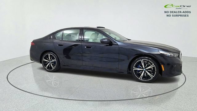 Used 2027 BMW 530i w/ M Sport Package RWD image 10