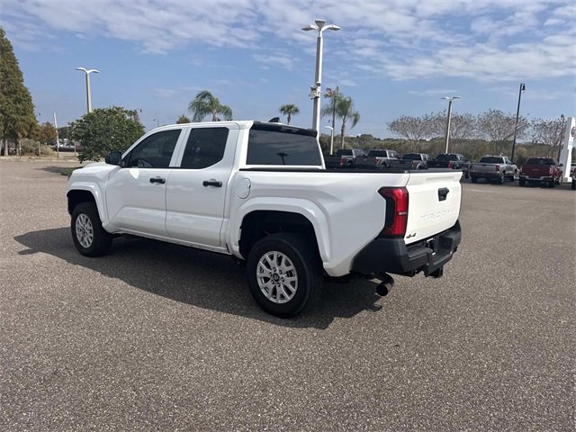 Used 2024 Toyota Tacoma SR image 6