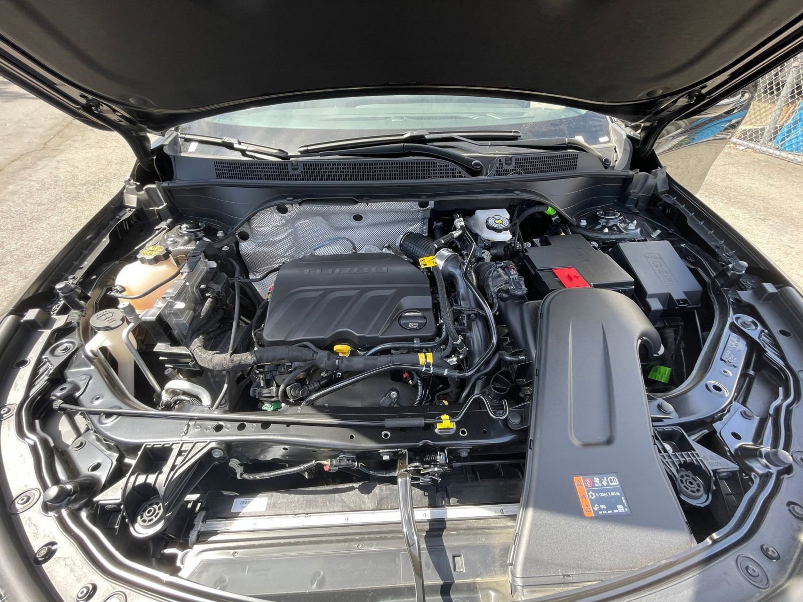 Used 2025 Buick Envista Sport Touring image 33