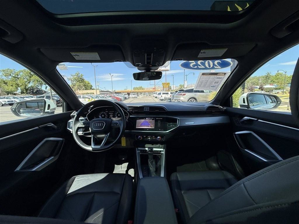 Used 2025 Audi Q3 2.0T Premium AWD/4WD image 27