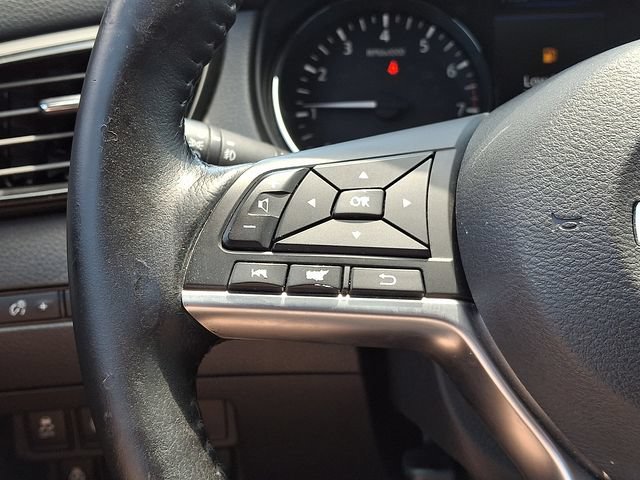 Used 2022 Nissan Rogue Sport SV FWD image 23