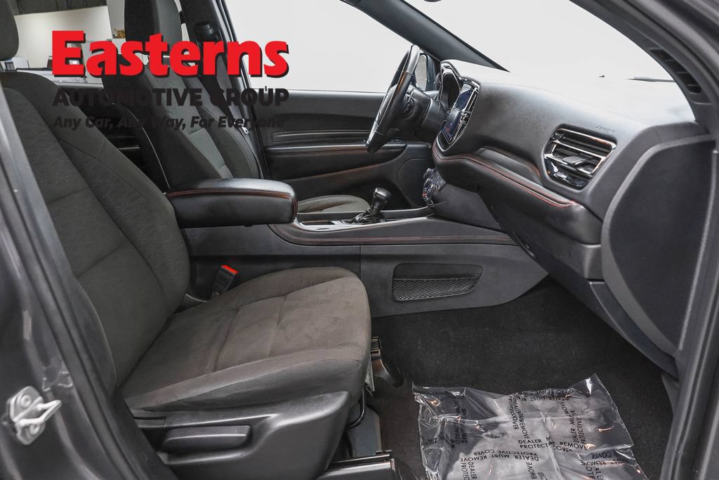 Used 2025 Dodge Durango GT RWD image 24