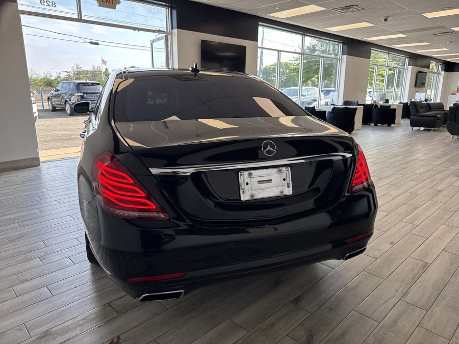 Used 2015 Mercedes-Benz S 550 4MATIC Sedan w/ Premium 1 Package image 4