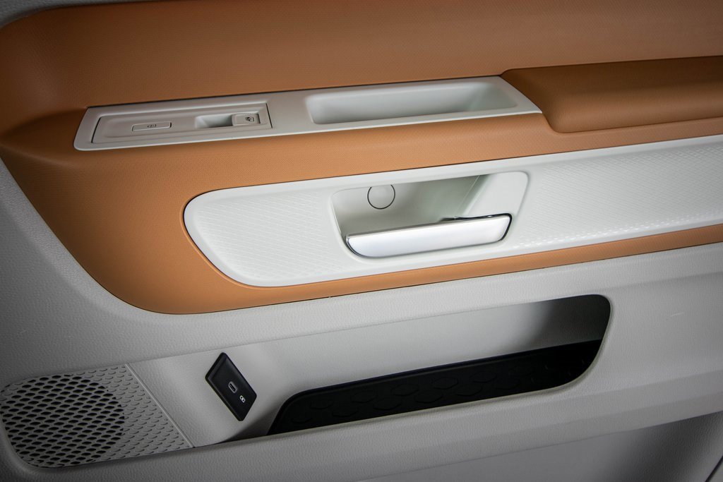 New 2025 Volkswagen ID. Buzz 1st Edition image 43