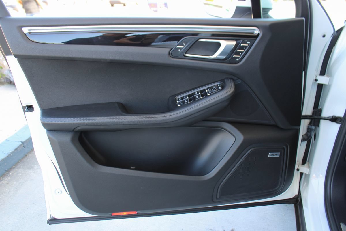 Used 2017 Porsche Macan S AWD/4WD image 43