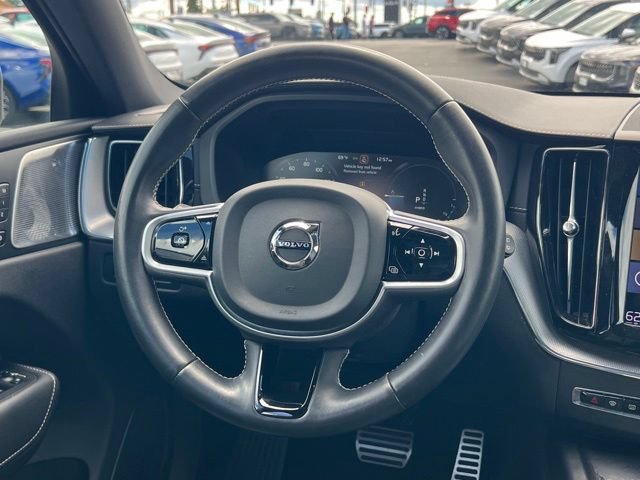 Used 2021 Volvo XC60 T8 R-Design w/ Advanced Package AWD/4WD image 12