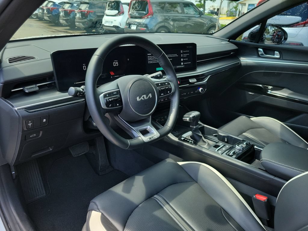 Certified 2025 Kia K5 GT-Line w/ GT-Line Premium Package FWD image 17