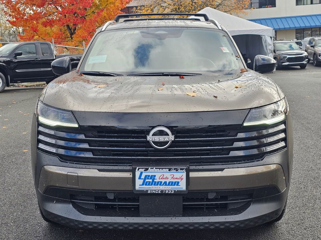 New 2026 Nissan Kicks SV w/ SV Premium Package image 2