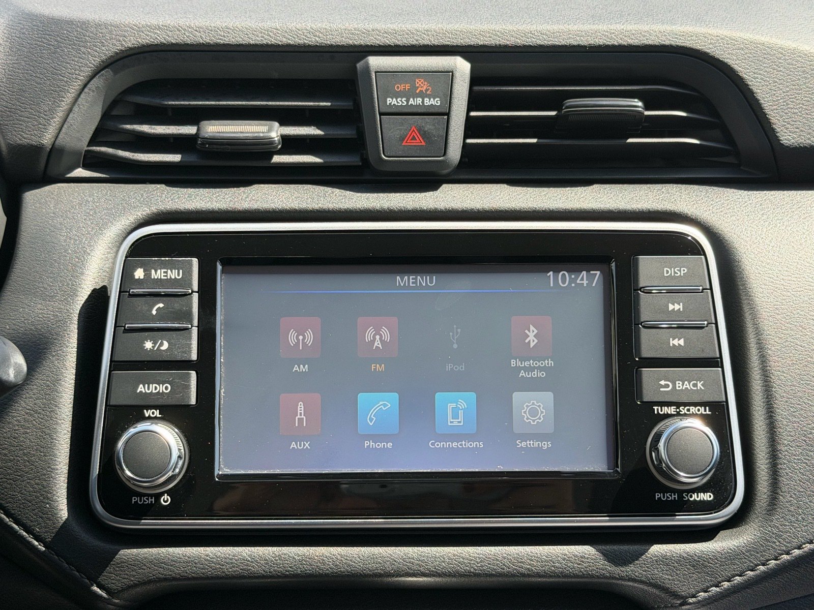 Certified 2025 Nissan Versa S w/ Trunk Package FWD image 16