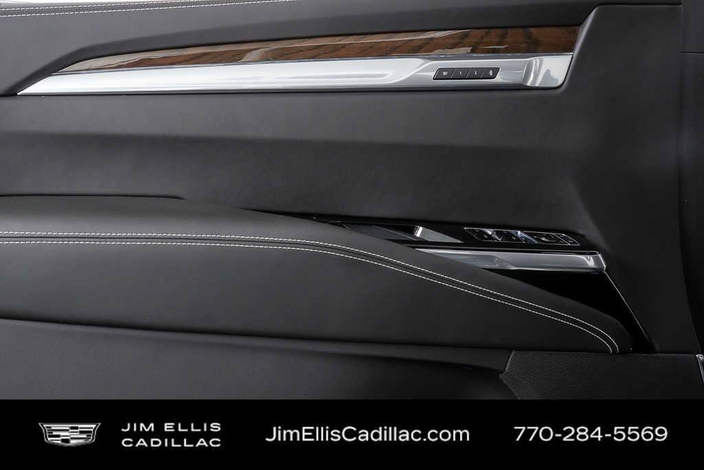 Certified 2025 Cadillac Escalade ESV Sport Platinum AWD/4WD image 6