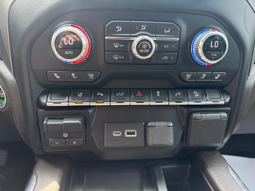 Used 2023 GMC Sierra 2500 Denali w/ Technology Package AWD/4WD image 19