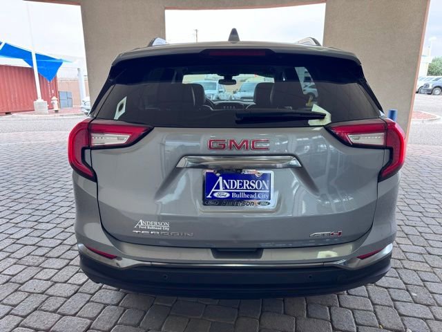 Used 2024 GMC Terrain AT4 image 4