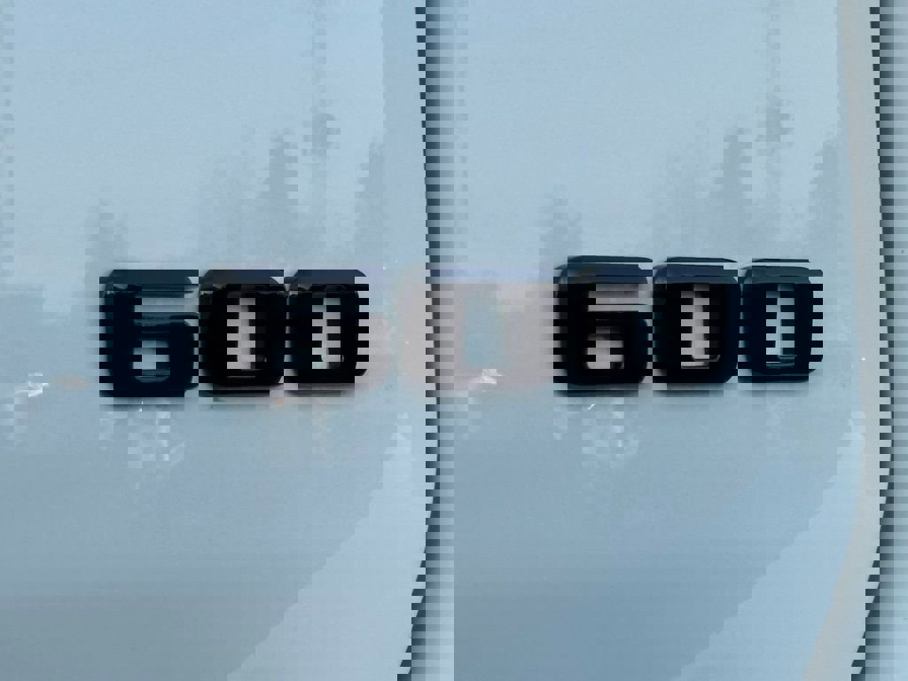 New 2026 Cadillac Escalade ESV Sport w/ LPO, ONYX Package image 10