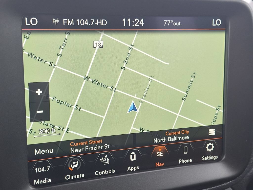Used 2023 Jeep Renegade Latitude w/ Premium Group AWD/4WD image 15