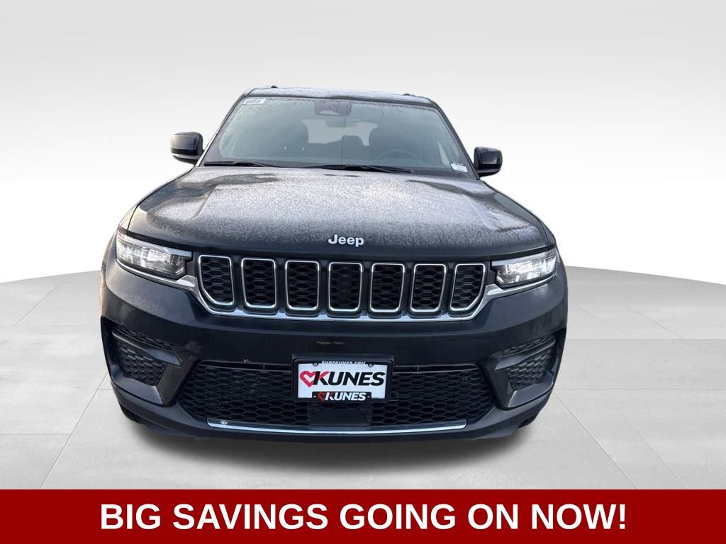 New 2025 Jeep Grand Cherokee Laredo X image 3