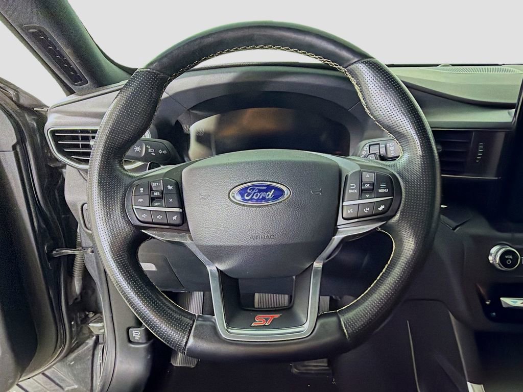 Used 2020 Ford Explorer ST w/ ST Street Pack image 14