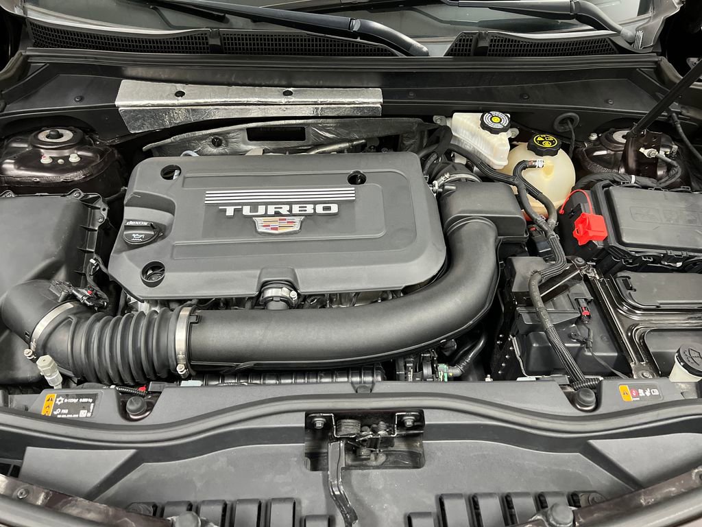 Used 2020 Cadillac XT4 Premium Luxury FWD image 24