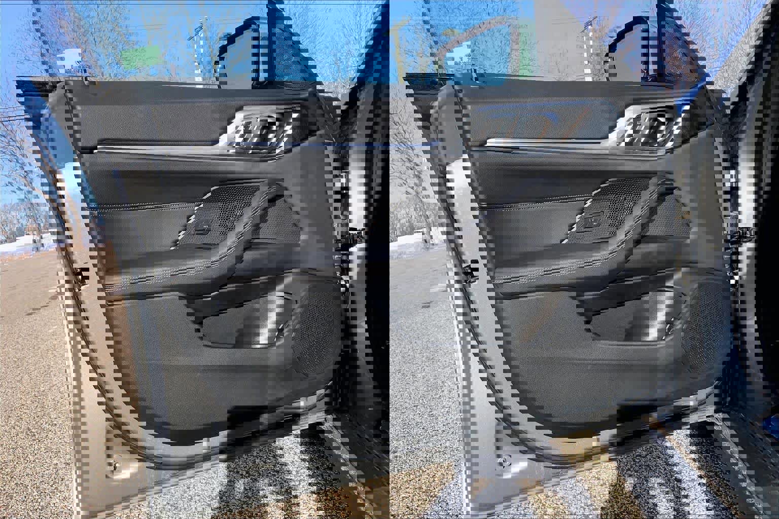 New 2024 BMW i4 eDrive40 w/ Premium Package image 10