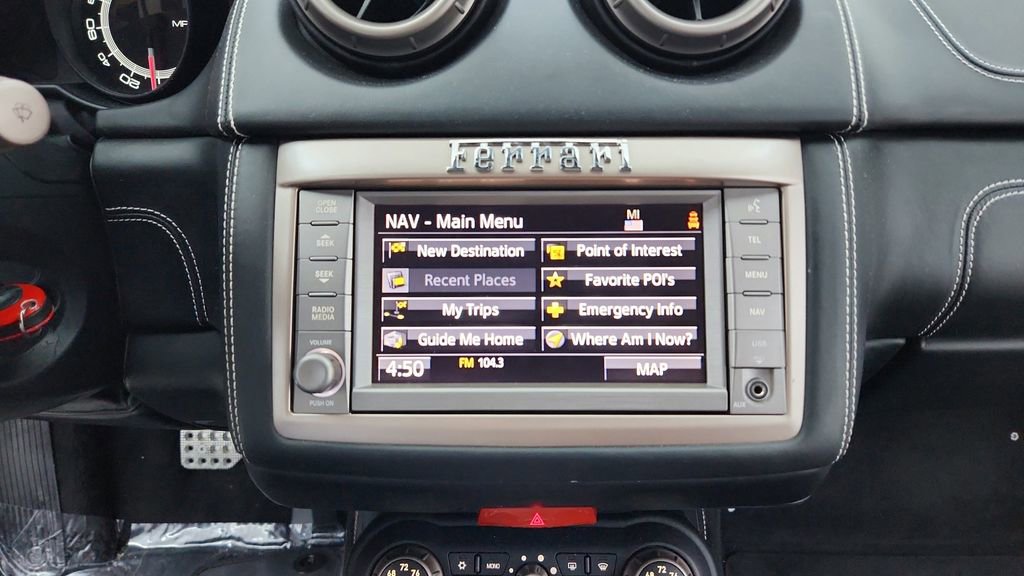 Used 2014 Ferrari California image 28