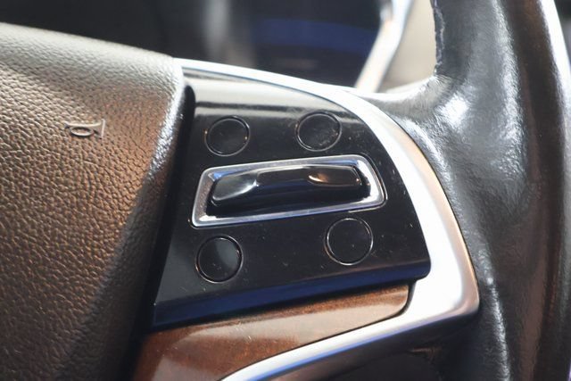 Used 2014 Cadillac SRX Luxury w/ Driver Awareness Package AWD/4WD image 18