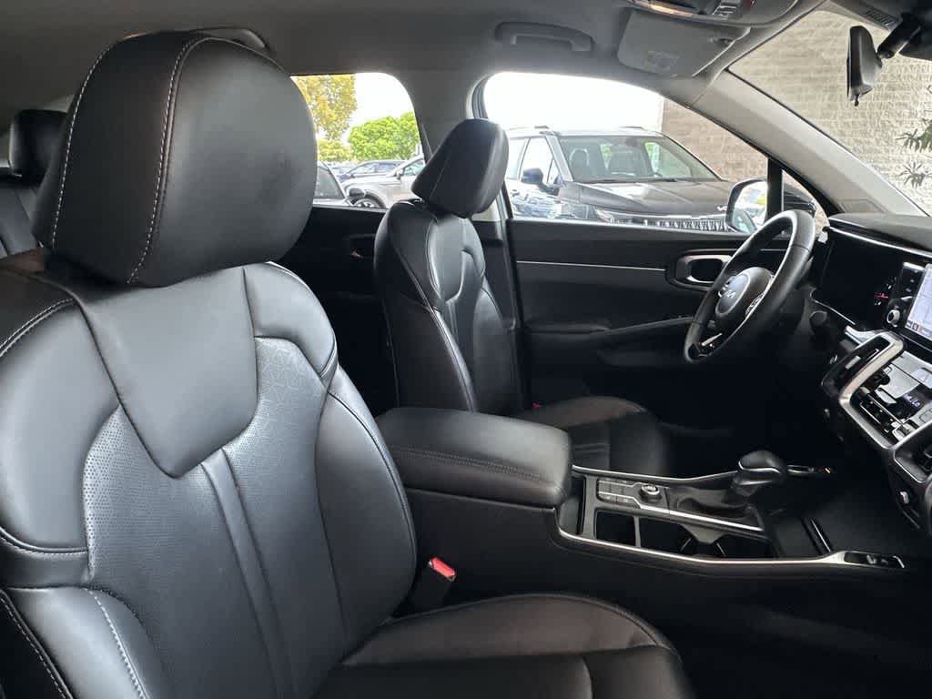 Certified 2023 Kia Sorento S FWD image 27