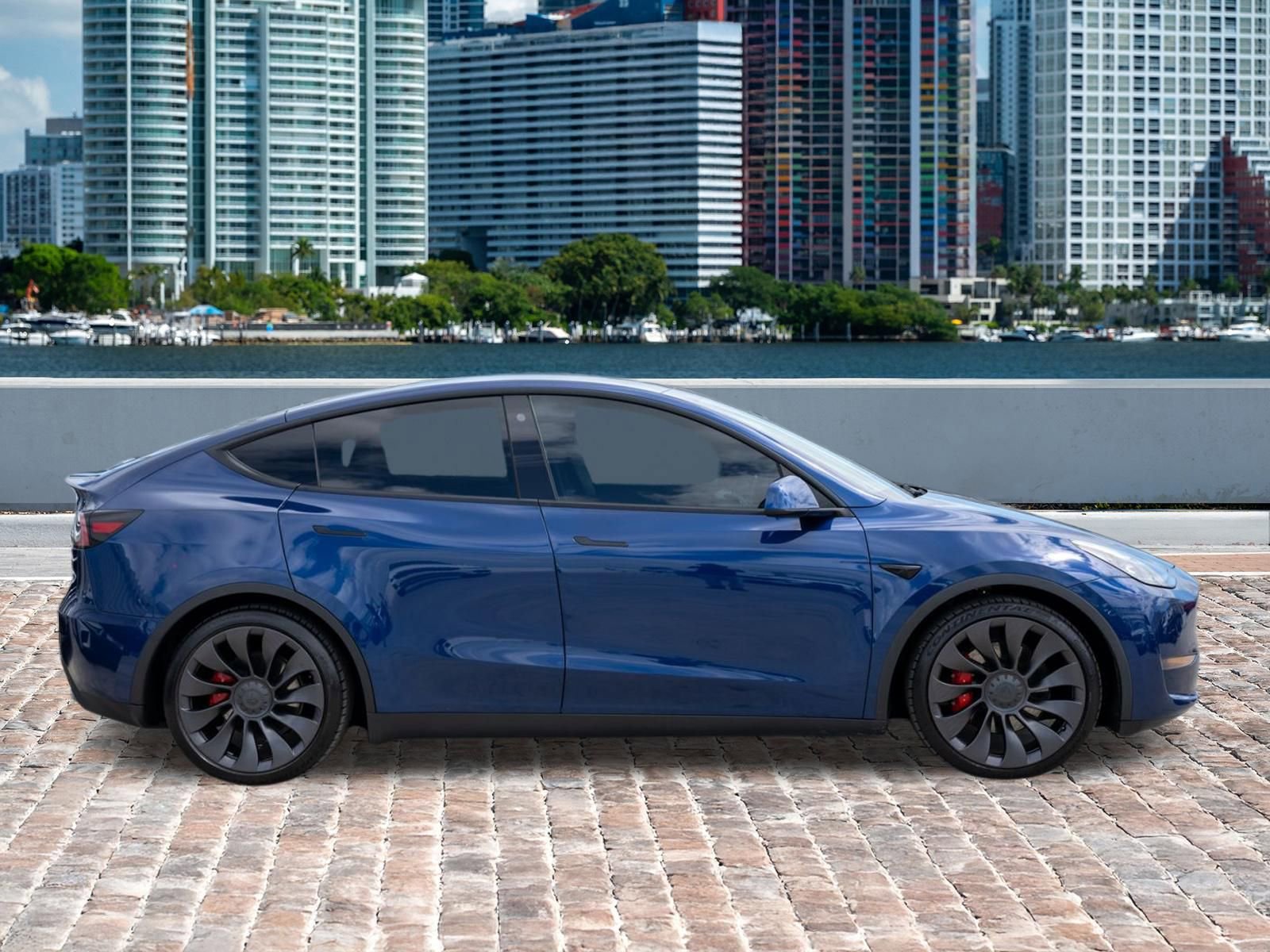 Used 2022 Tesla Model Y Performance image 4
