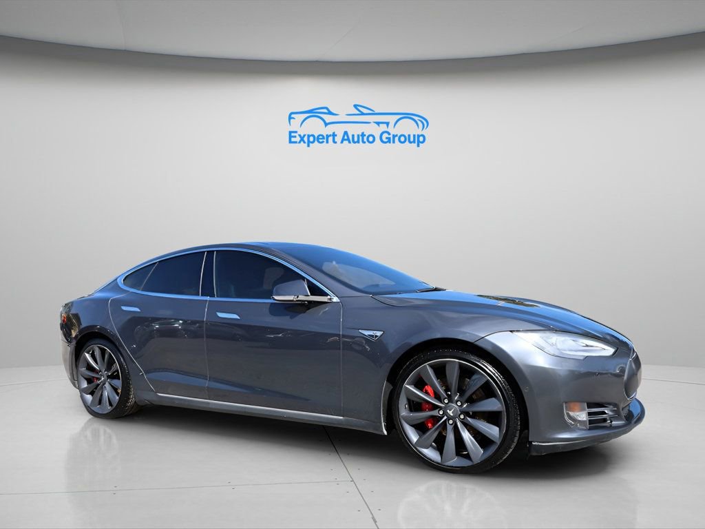 Used 2016 Tesla Model S P90D image 1
