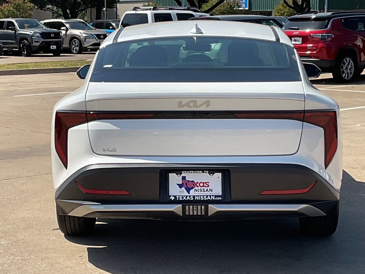 Used 2025 Kia K4 FWD image 5